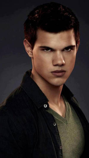 Taylor Lautner Mad Expression Wallpaper