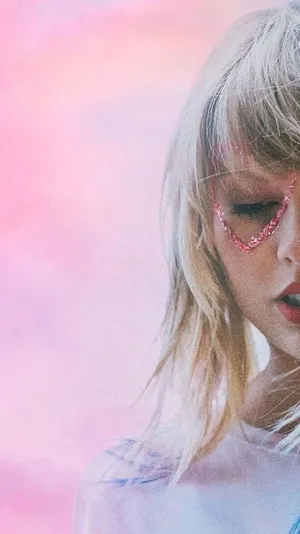 Taylor Swift Lover Aesthetic Pink Glitter Wallpaper