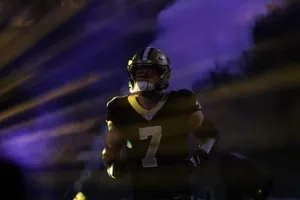 Taysom Hill New Orleans Saints Night Game Wallpaper