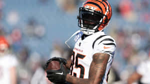 Tee Higgins Cincinnati Bengals Football Game Wallpaper