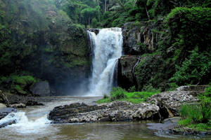 Tegenungan Waterfall Indonesia Wallpaper