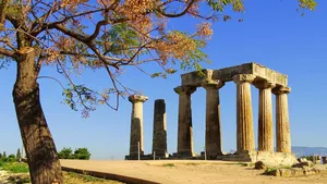Temple Of Apollo In Corinth Wallpaper