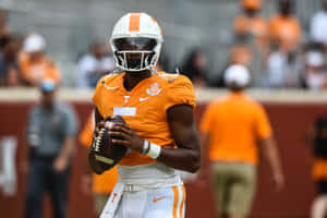 Tennessee Quarterback Hendon Hooker Preparation Wallpaper