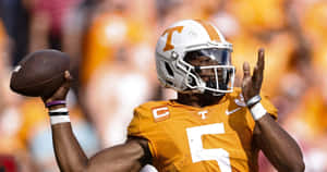 Tennessee Quarterback Pre Throw Pose Wallpaper