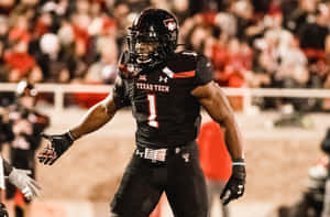 Texas Tech Linebackerin Action Wallpaper