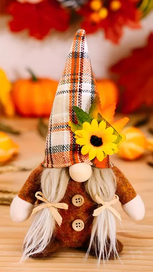 Thanksgiving Gnome With Sunflower Wallpaper