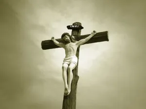 The Crucifixion Of Jesus Christ Wallpaper