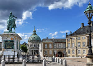 The Equestrian Statue In Amalienborg Palace Wallpaper