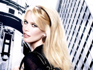 The Evergreen Beauty Claudia Schiffer Wallpaper