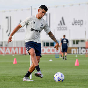 The Famous Cristian Romero Wallpaper