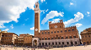 The Historic Piazza Del Campo In Siena, Italy Wallpaper