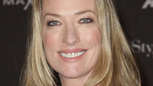 The Iconic Tatjana Patitz Glowing In A Monochrome Photoshoot Wallpaper