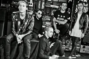 The Neighbourhood In Studiio Wallpaper