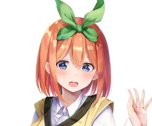 The Quintessential Quintuplets' Yotsuba Saying Hi Wallpaper