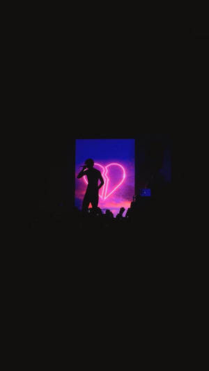 The Silhouette Of An Incredible Show By Lil Peep Wallpaper