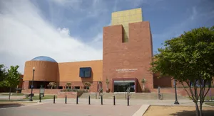 The Stunning Architecture Of Fort Worth's Museum Of Science And History Wallpaper