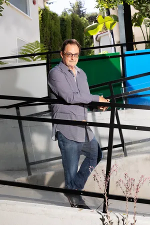 The Versatile Actor Stephen Root Behind The Scenes. Wallpaper