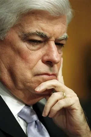 Thinkigng Christopher Dodd Wallpaper