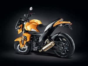 Thrilling Adventure With Mahindra Mojo Bike Wallpaper