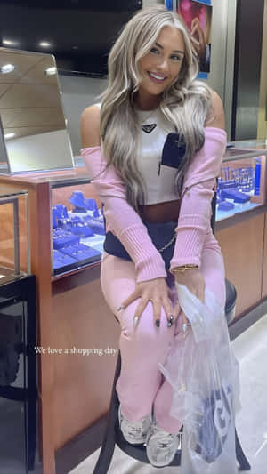 Tiffany Stratton Shopping Day Wallpaper