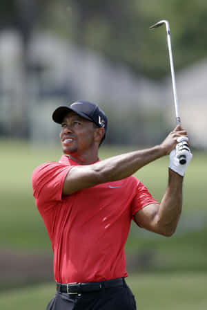 Tiger Woods Iphone In The Making Wallpaper