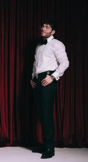 Tito Double P Stylish Formal Look Wallpaper