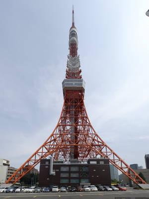 Tokyo Tower With Parked Cars Wallpaper