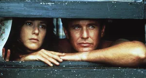 Tom Berenger In A Serious Pose Wallpaper