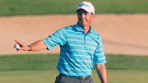 Tom Pernice Jr Golf Ball Toss Wallpaper