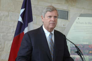 Tom Vilsack Presenting Wallpaper