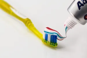 Toothpaste Application Yellow Toothbrush Wallpaper