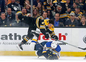 Torey Krug Land On Robert Thomas Wallpaper
