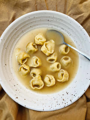 Tortellini In Brodo For Lunch Wallpaper