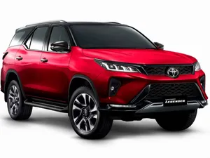 Toyota Fortuner Legender Emotional Red Model Wallpaper