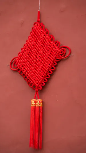 Traditional Chinese Knot Decoration Wallpaper
