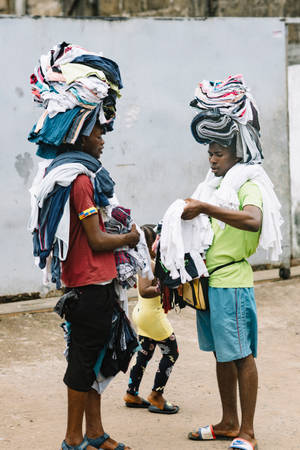 Traditional Cloth Vendors In Sierra Leone Wallpaper