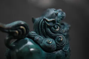 Traditional Dragon Figurine Wallpaper