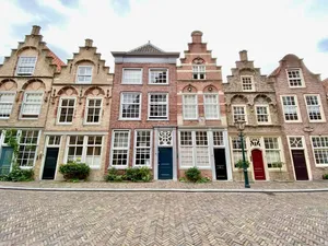 Traditional Dutch Houses Dordrecht Netherlands Wallpaper