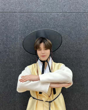 Traditional Korean Attire Seungmin Wallpaper