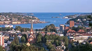 Tranquil Dawn In Sandefjord Wallpaper