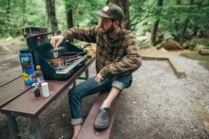 Tranquil Minimalist Camping Wallpaper