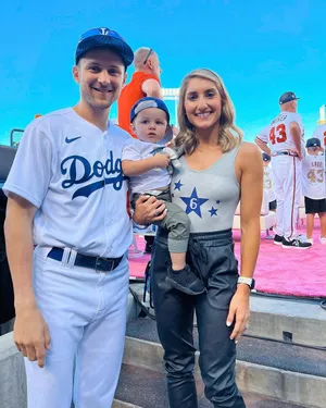 Trea Turner Familyat Baseball Event Wallpaper