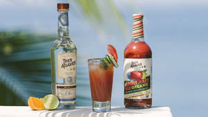 Tres Agaves Bloody Mary Margarita Mix Organic Wallpaper