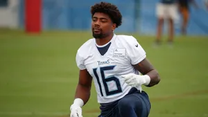 Treylon Burks Titans Practice Session Wallpaper