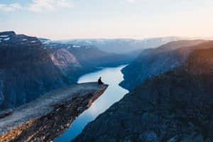 Trolltunga Before Sun Rises Wallpaper