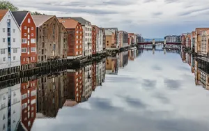 Trondheim Nidelva River Reflections Wallpaper