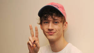 Troye Sivan Peace Hand Sign Wallpaper