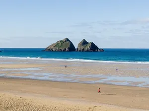 Truro Beachand Islets Wallpaper