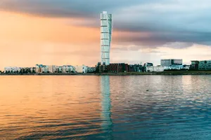 Turning Torso Skyscraper Malmo Sunset Wallpaper