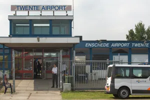 Twente Airport Enschede Entrance Wallpaper
